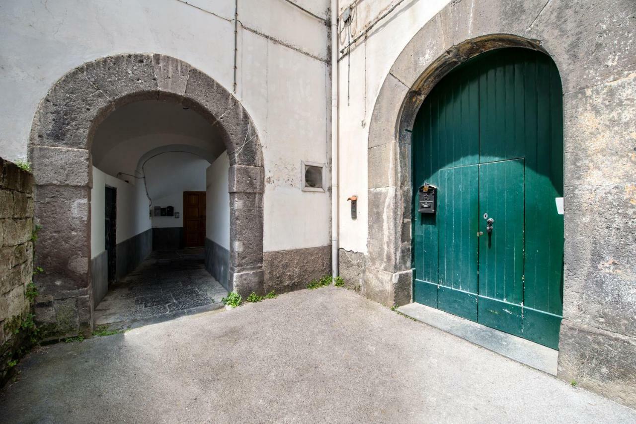 Апартаменты Il Giardino Di Aranci E Limoni Пьяно-ди-Сорренто Экстерьер фото